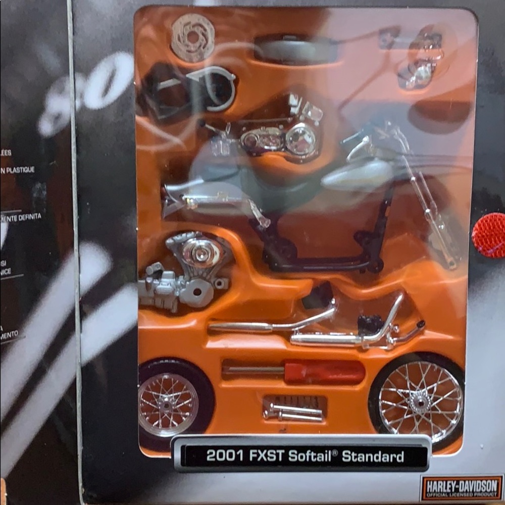 2001FXST Softail Metal kit model